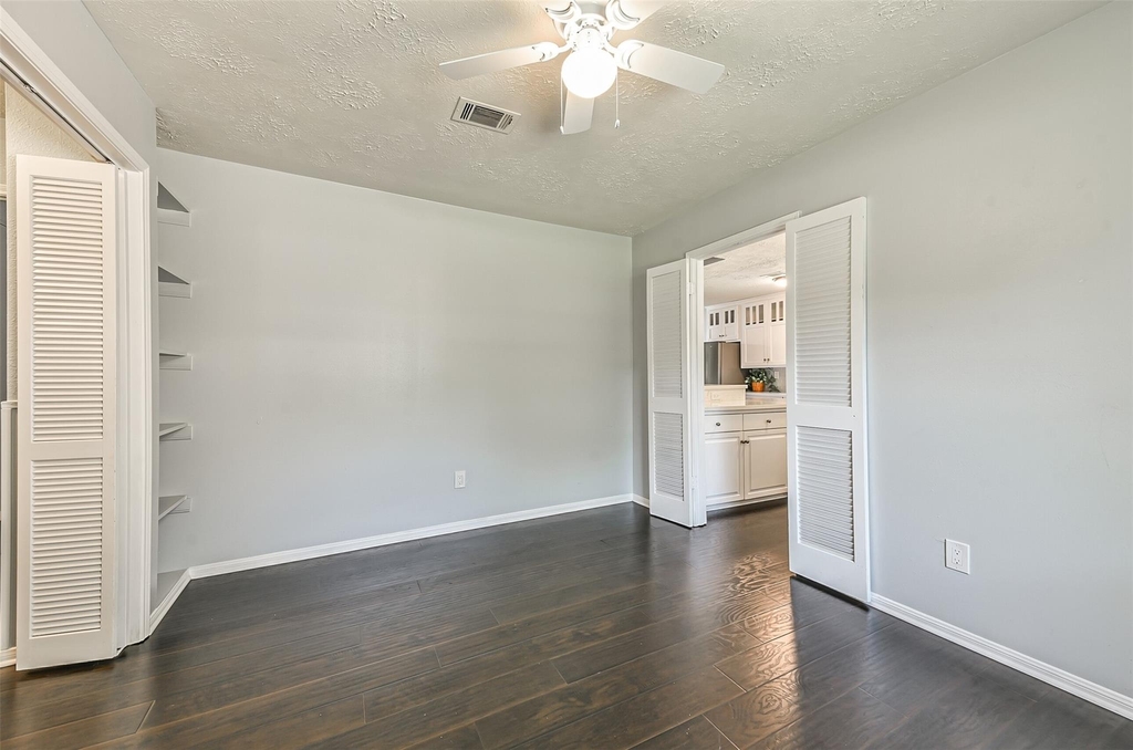 863 Seamaster Drive - Photo 24