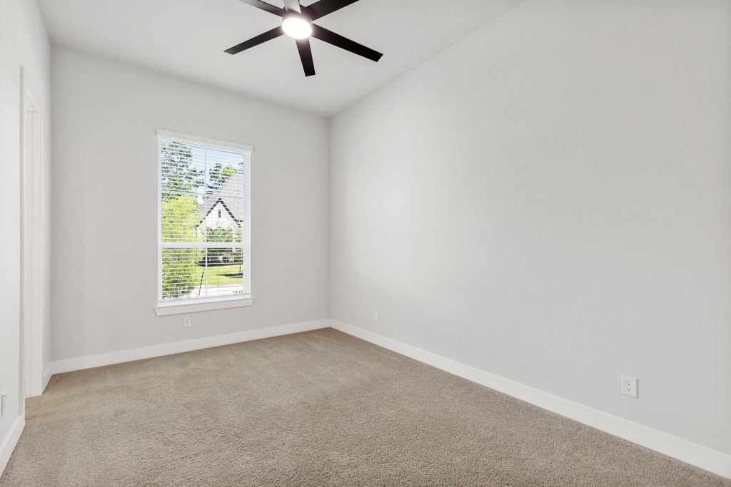 415 N Hillary Step Place - Photo 25
