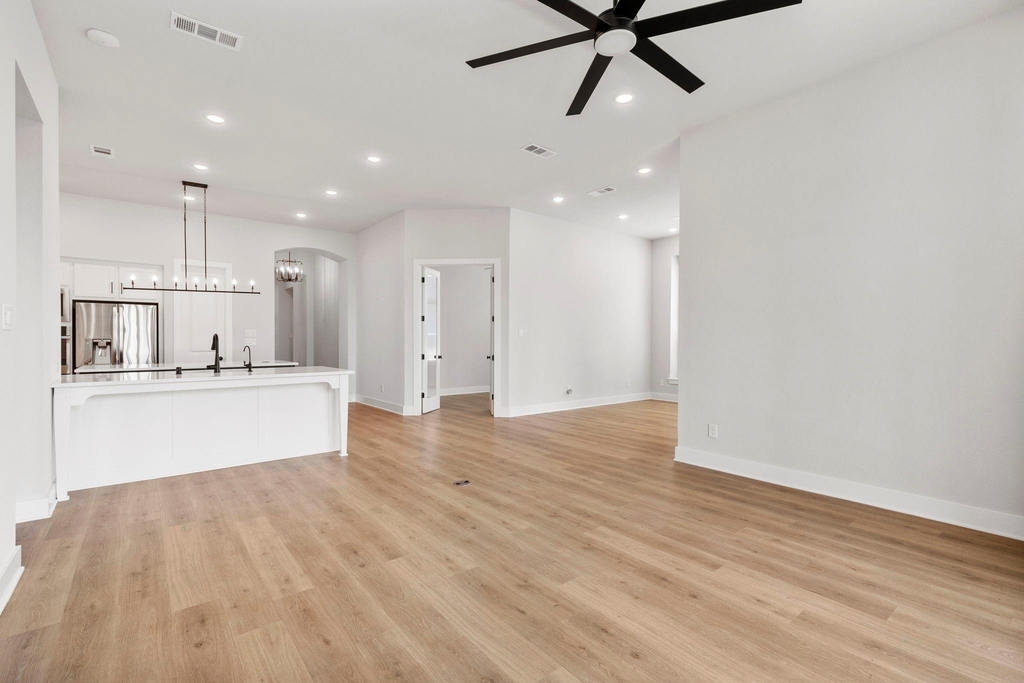 415 N Hillary Step Place - Photo 12