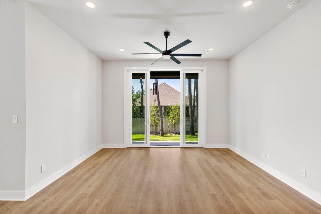 415 N Hillary Step Place - Photo 10