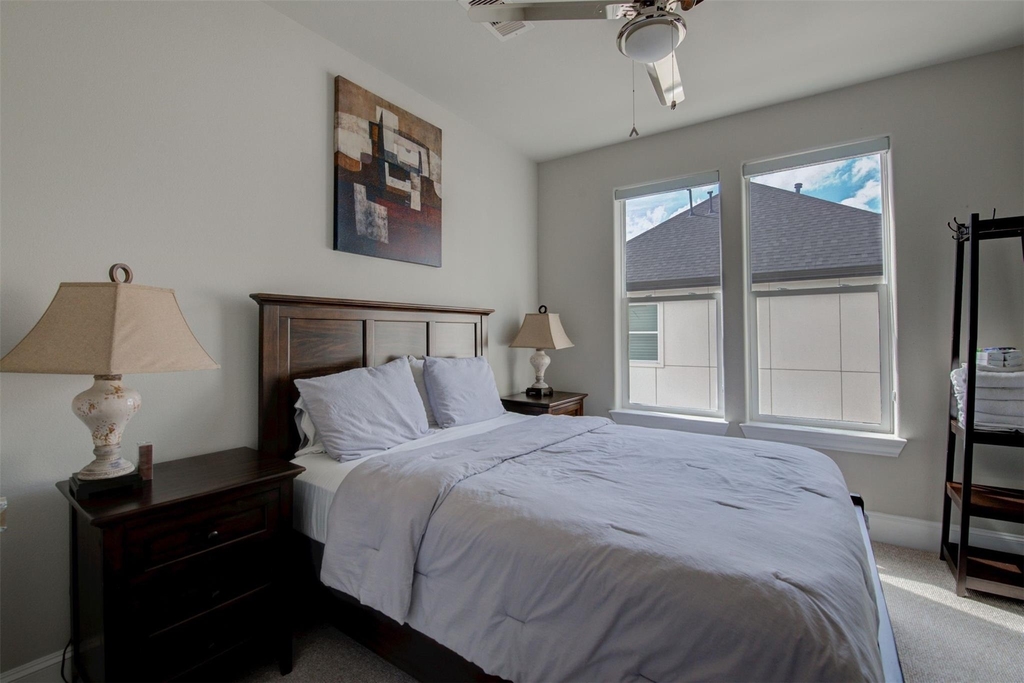 9664 Knight Road - Photo 17