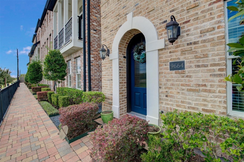 9664 Knight Road - Photo 1