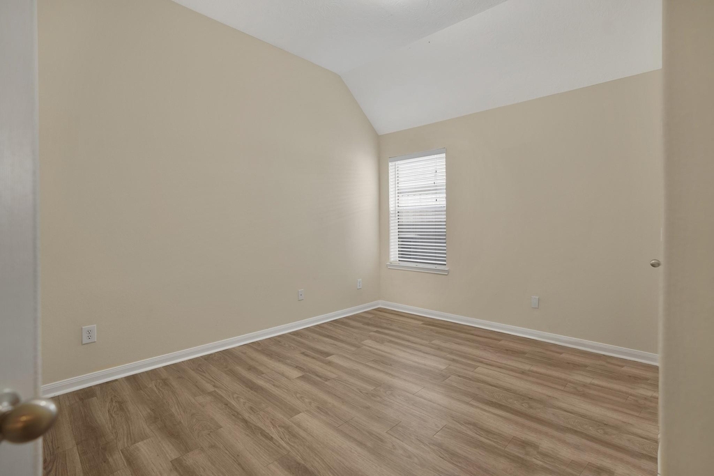 21558 Duke Alexander Drive - Photo 8