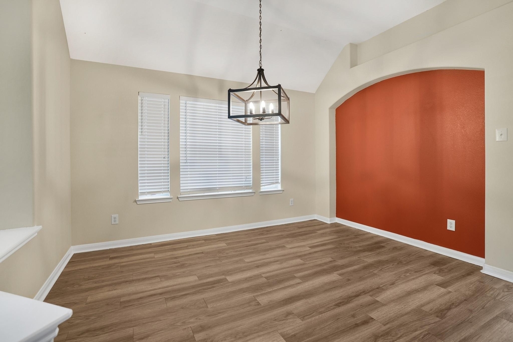 21558 Duke Alexander Drive - Photo 4