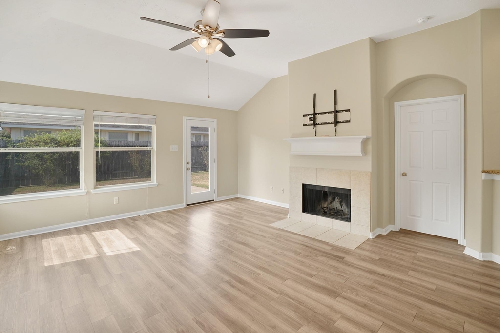 21558 Duke Alexander Drive - Photo 24