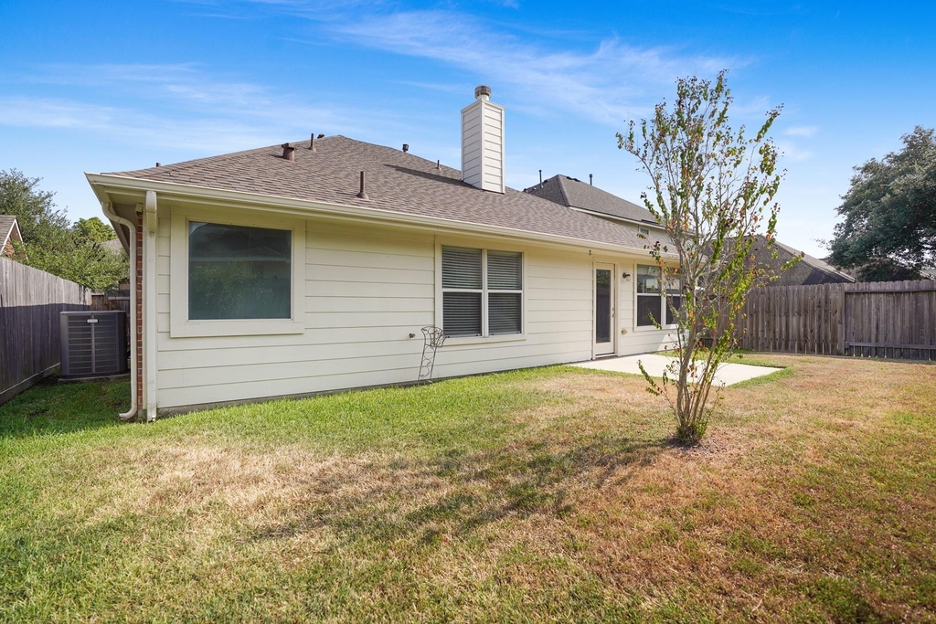 21558 Duke Alexander Drive - Photo 28