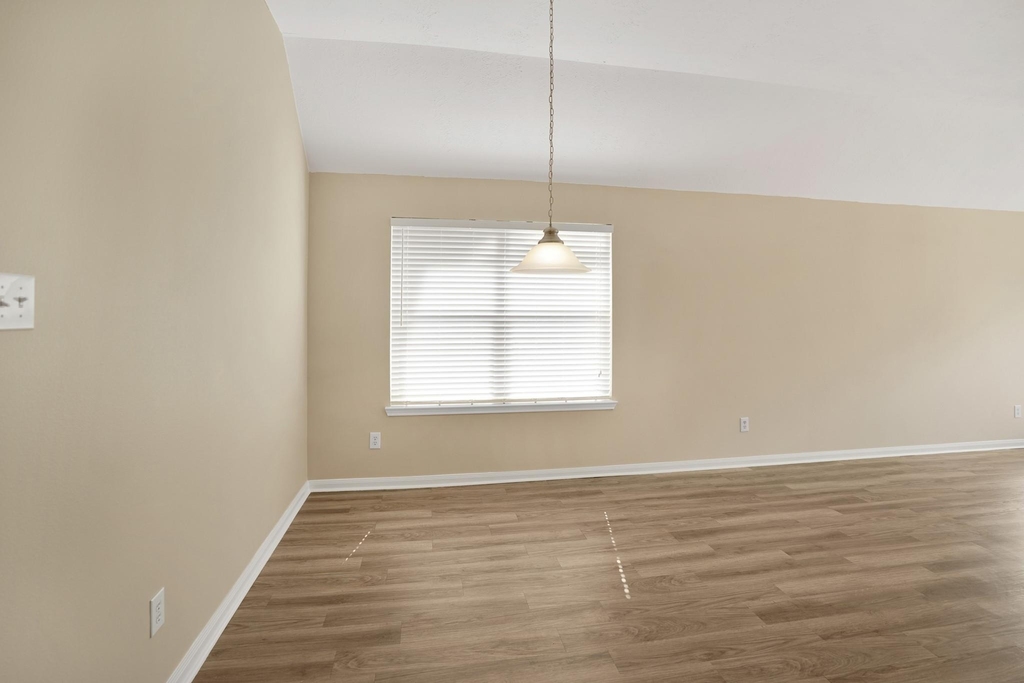 21558 Duke Alexander Drive - Photo 23