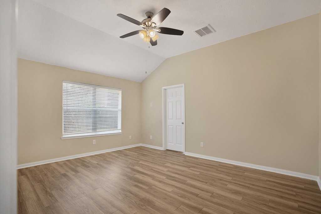 21558 Duke Alexander Drive - Photo 9