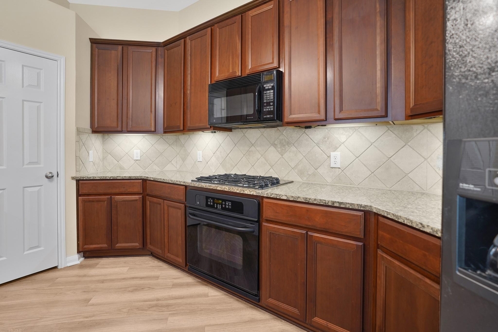 21558 Duke Alexander Drive - Photo 20