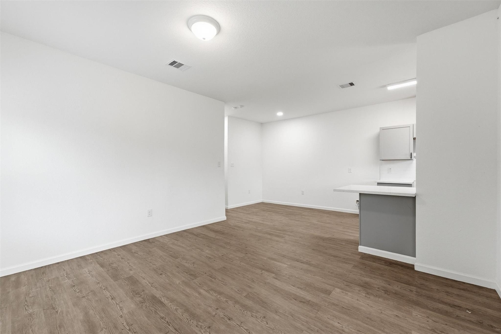 319 N Carolina Street - Photo 3