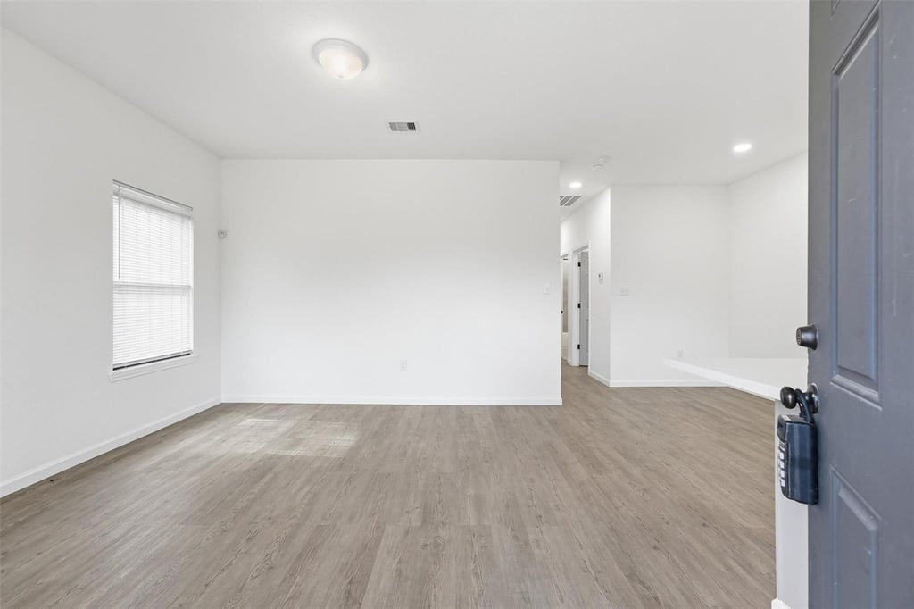 319 N Carolina Street - Photo 2