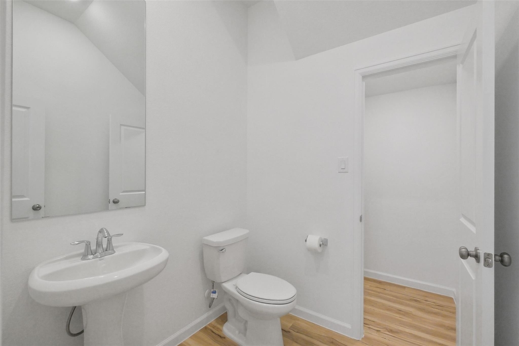 5562 Amber Brook Lane - Photo 13