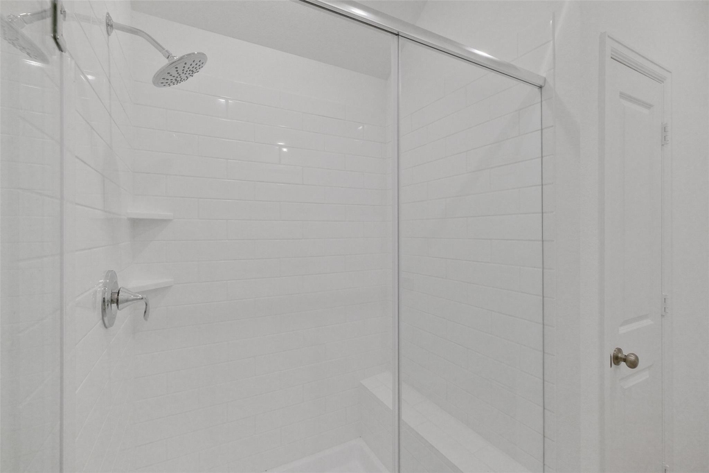 5562 Amber Brook Lane - Photo 22