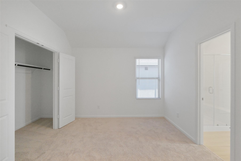 5562 Amber Brook Lane - Photo 24