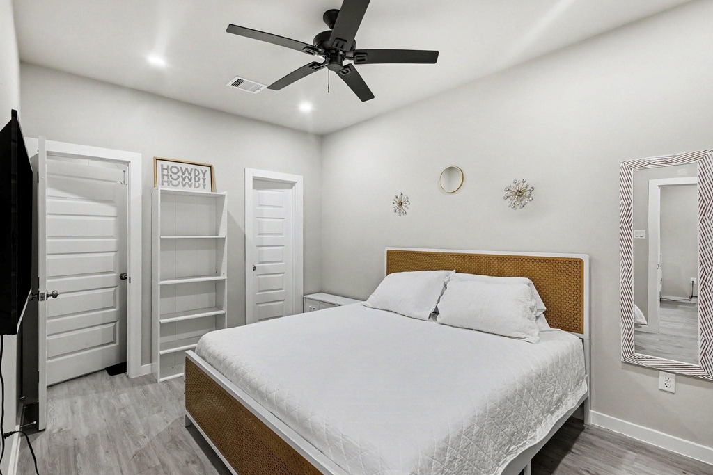 8159 Tate St - Photo 5