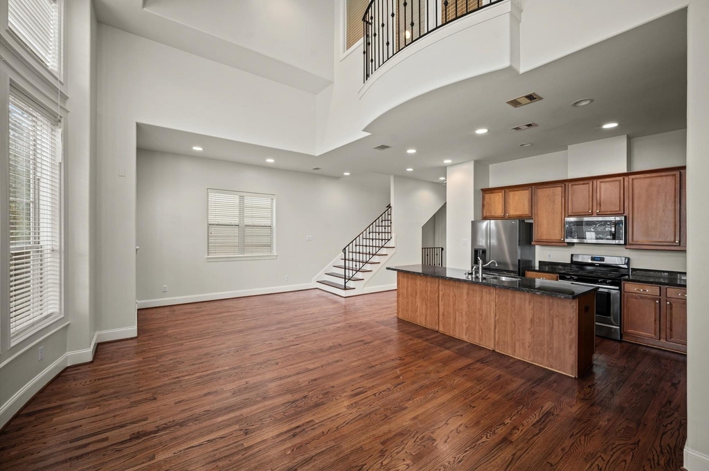 2923 Pease Street - Photo 10