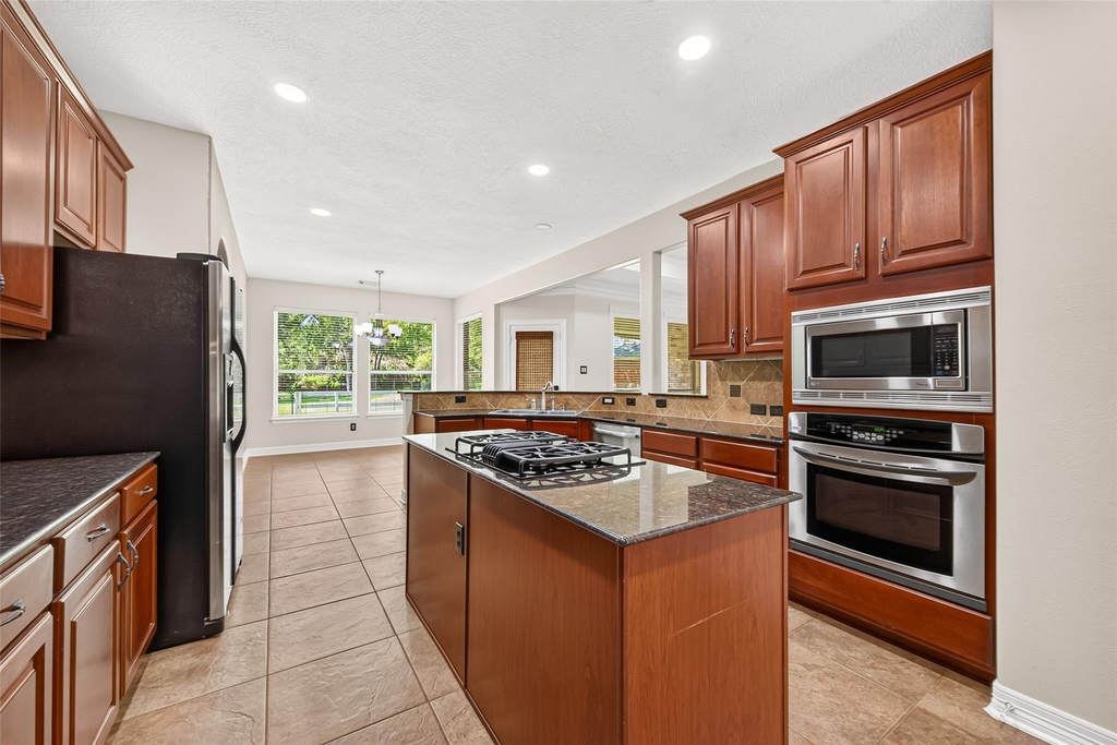 32515 Westminster Drive - Photo 12