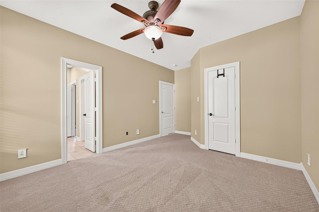 32515 Westminster Drive - Photo 17