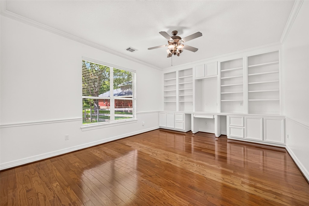 32515 Westminster Drive - Photo 19
