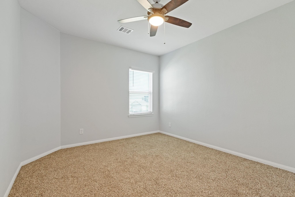 3902 Deledda Drive - Photo 28