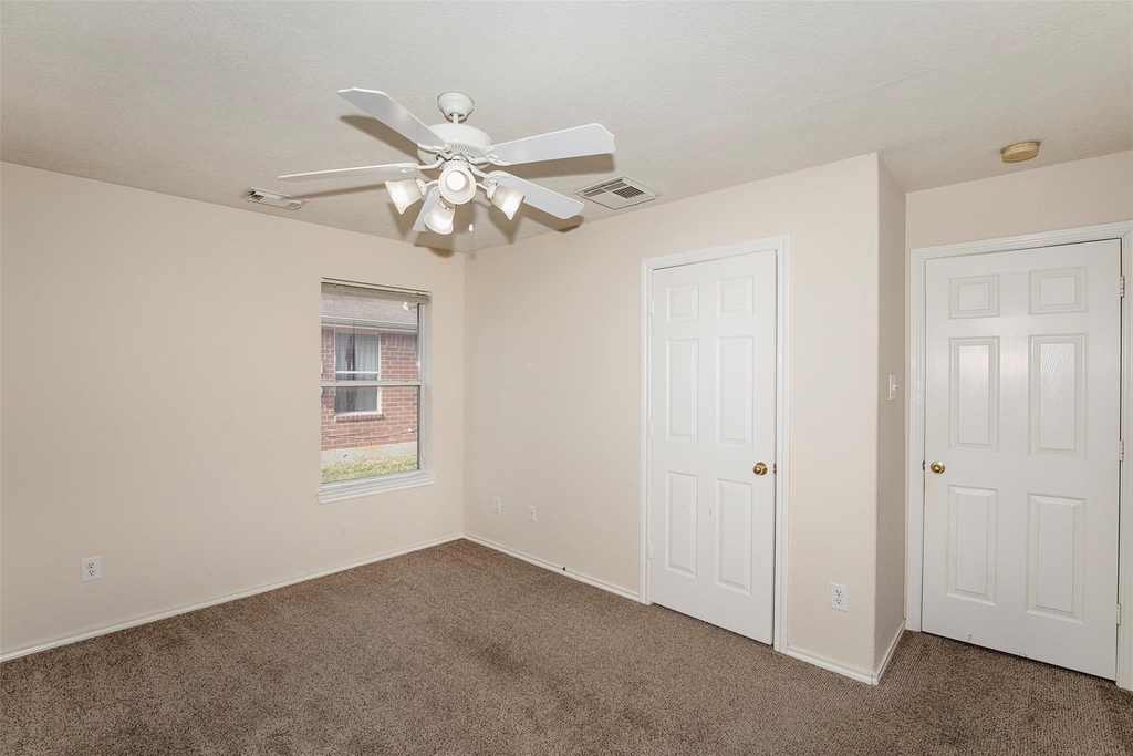 5008 Blanco Drive - Photo 16