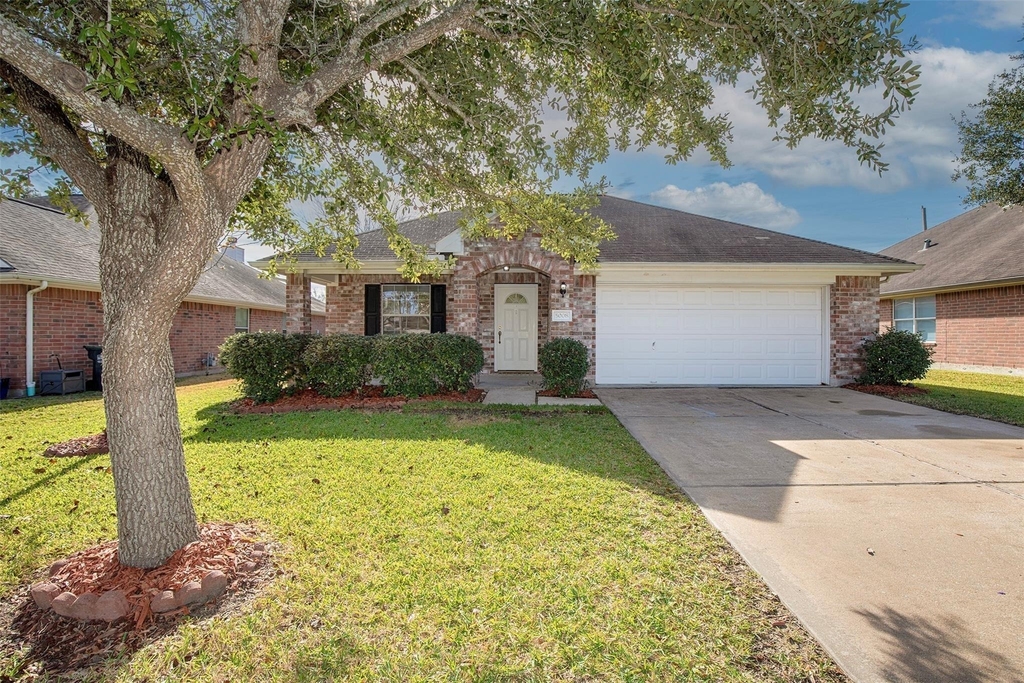 5008 Blanco Drive - Photo 0