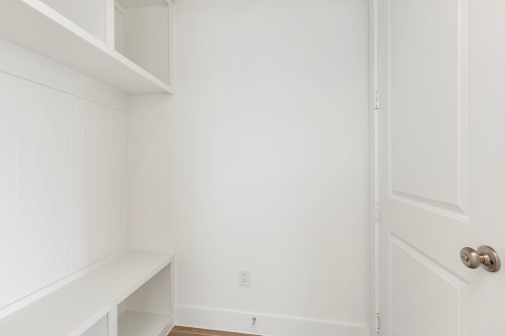 8011 Fenway Heights Drive - Photo 24