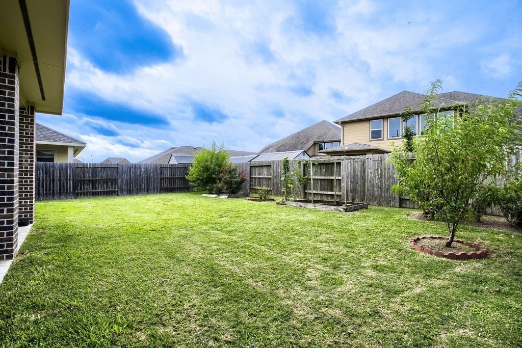 20431 Alpine Meadow Place - Photo 29