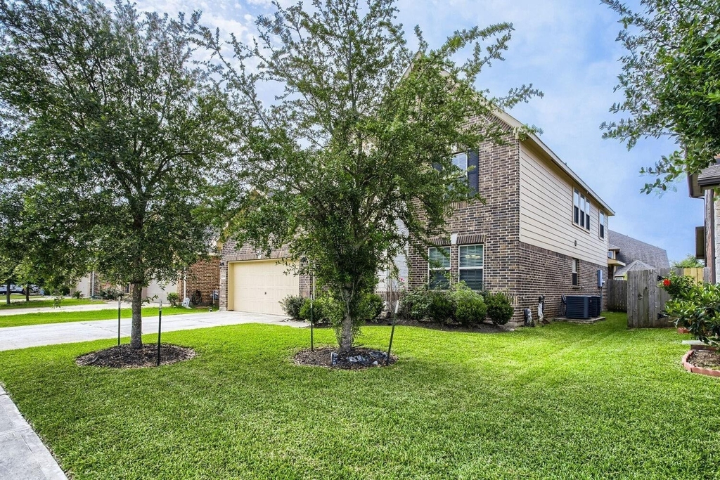 20431 Alpine Meadow Place - Photo 2