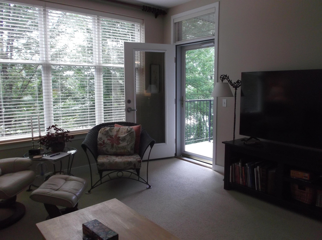 410 Farrell - Photo 10