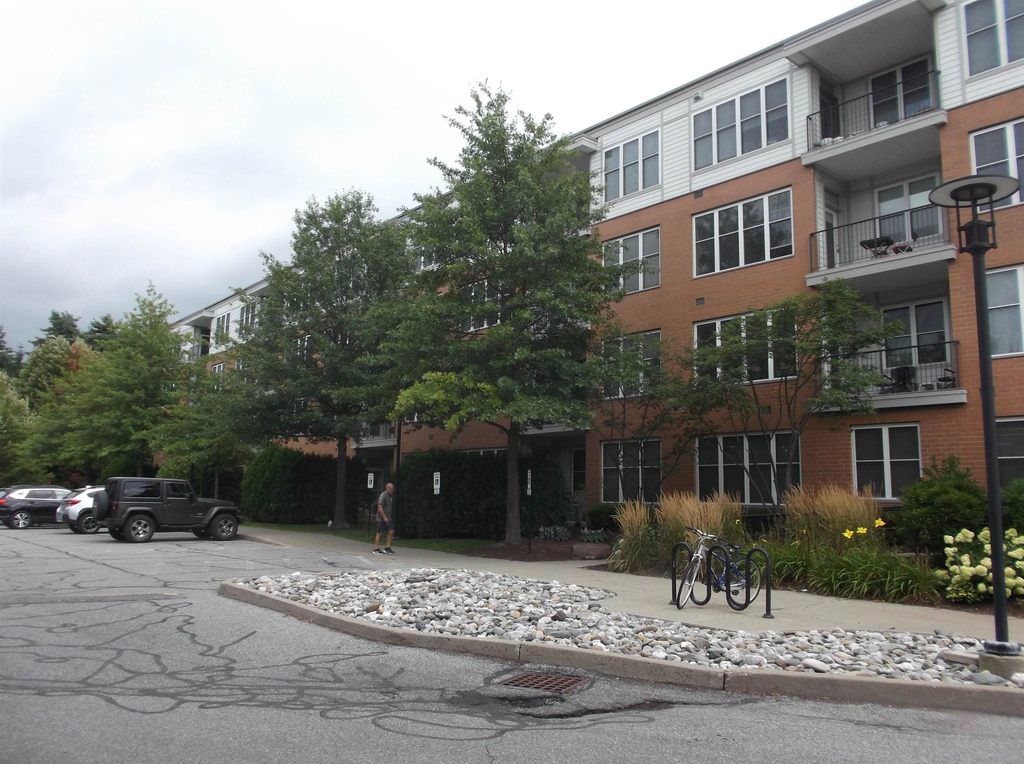 410 Farrell - Photo 1