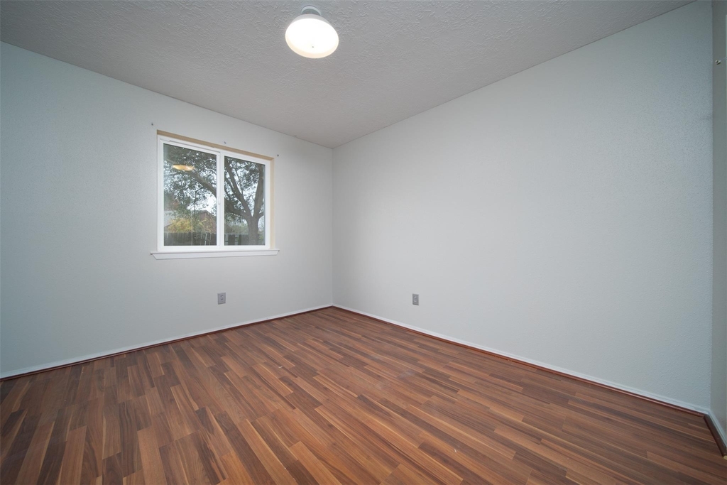 2411 Gunston Ct - Photo 14