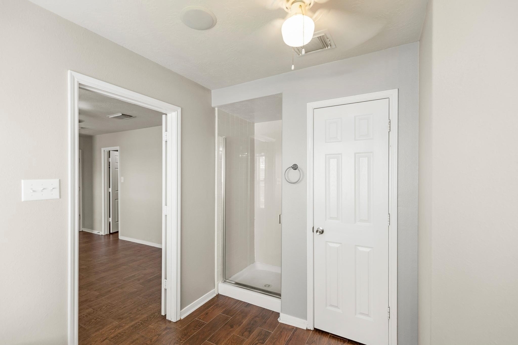 3403 Cypress Village Drive - Photo 11