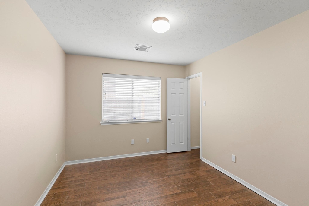 3403 Cypress Village Drive - Photo 19
