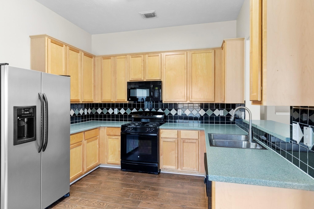 3403 Cypress Village Drive - Photo 5