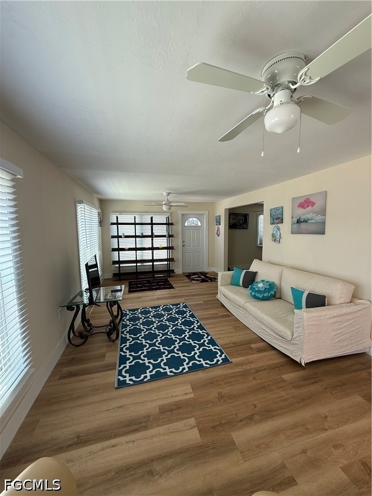 2112 Lxora Court E - Photo 3