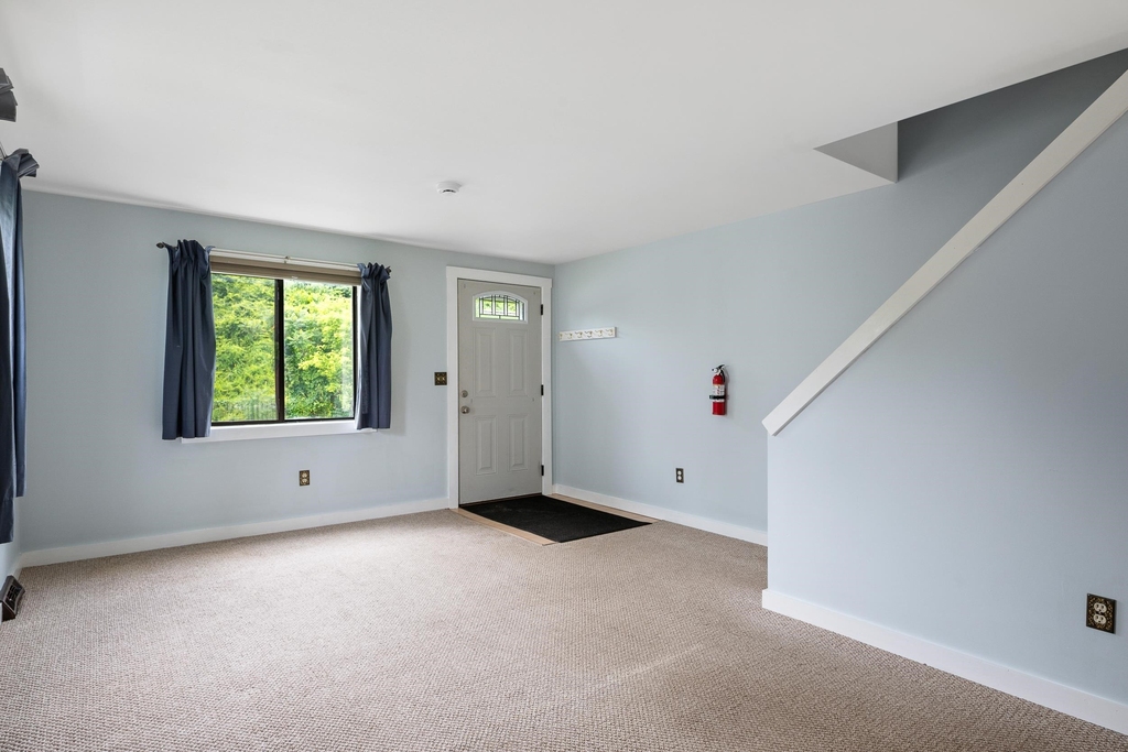 21 Huntington - Photo 10