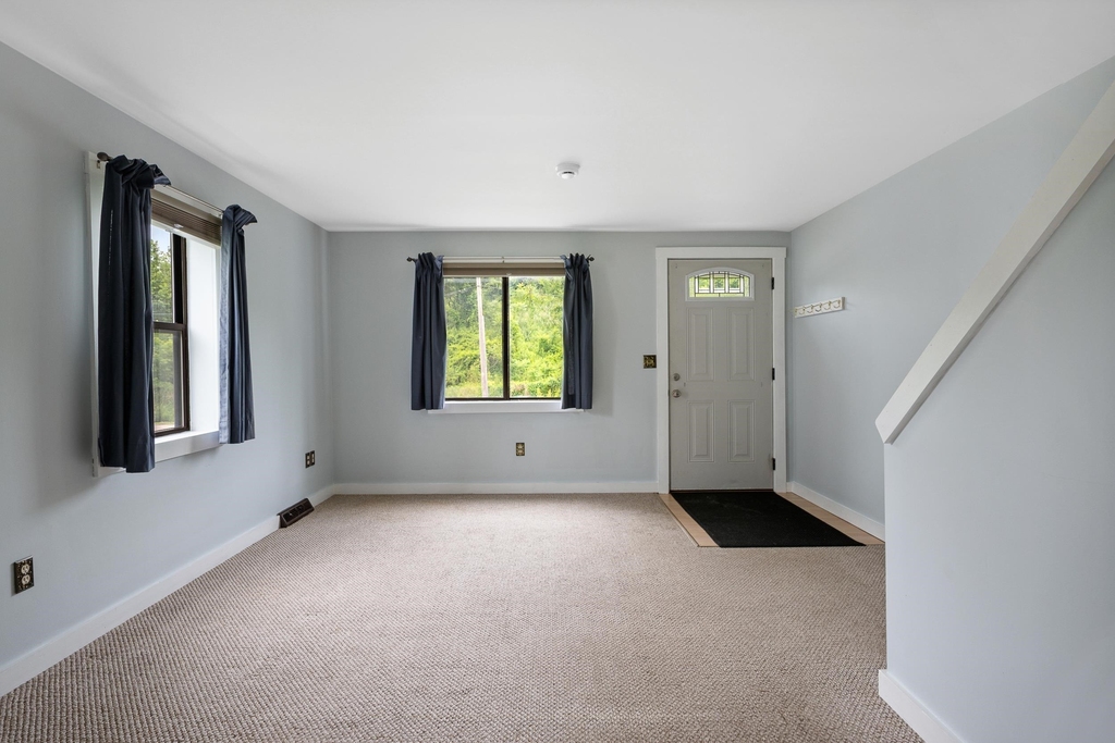21 Huntington - Photo 6