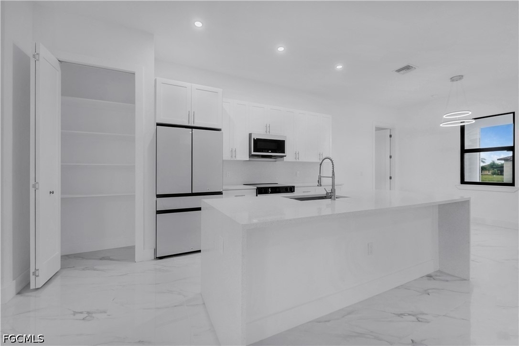 3226 Nw 41st Avenue - Photo 9