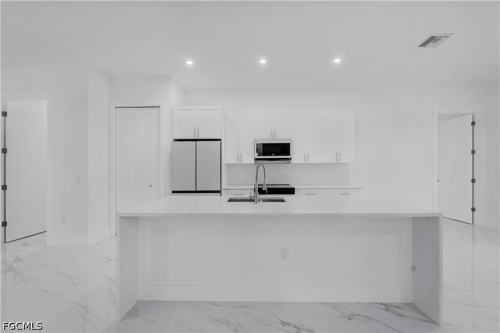 3226 Nw 41st Avenue - Photo 8
