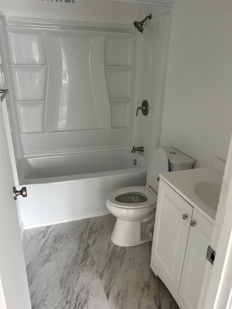 140 Carroll - Photo 6