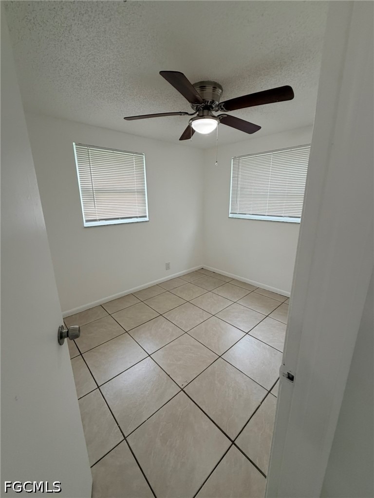 286-296 Lowell Avenue - Photo 4