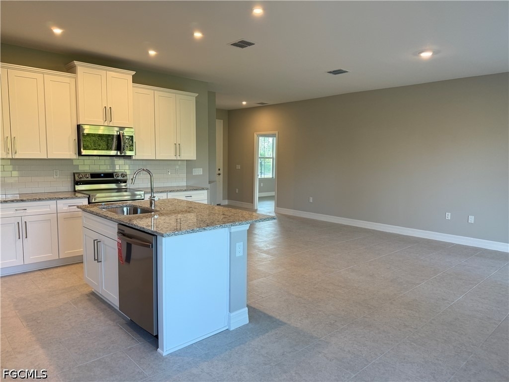 1030 Greenfield Street - Photo 9