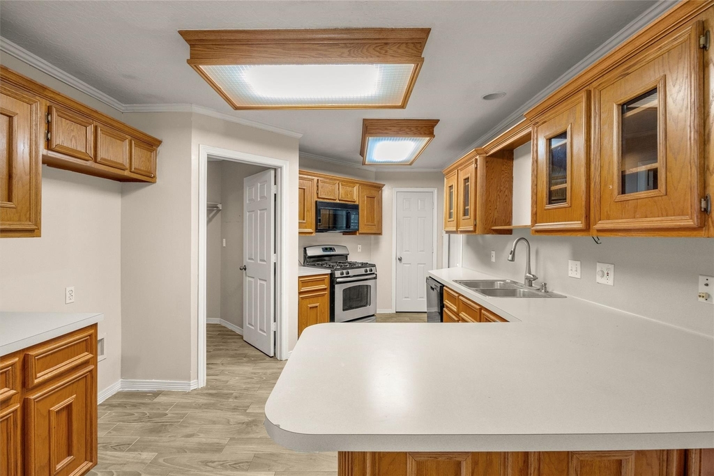 3103 Spring Stuebner Road - Photo 9