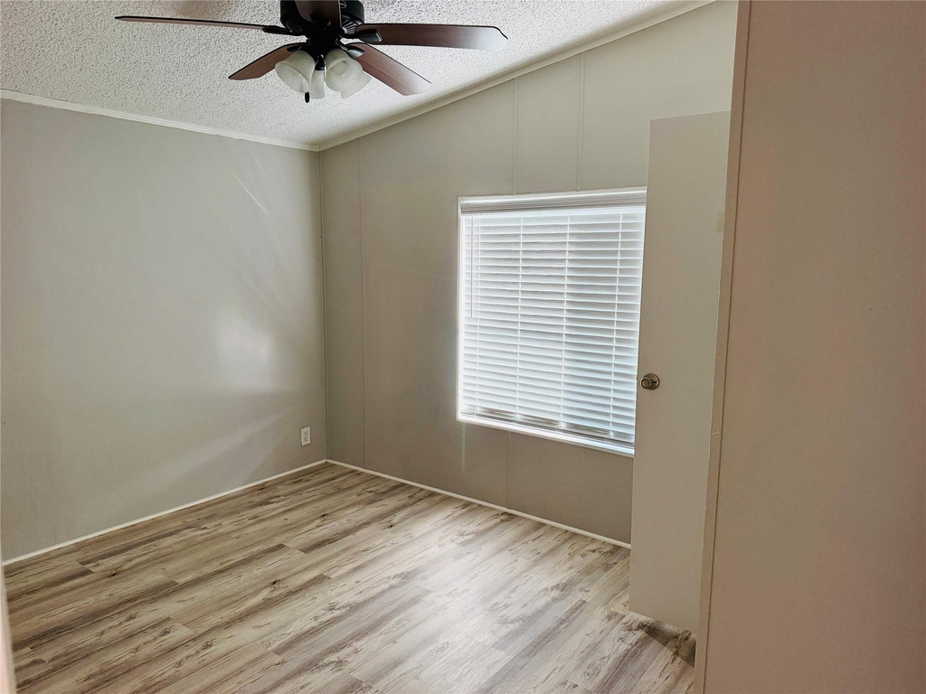 7102 King St Street - Photo 3