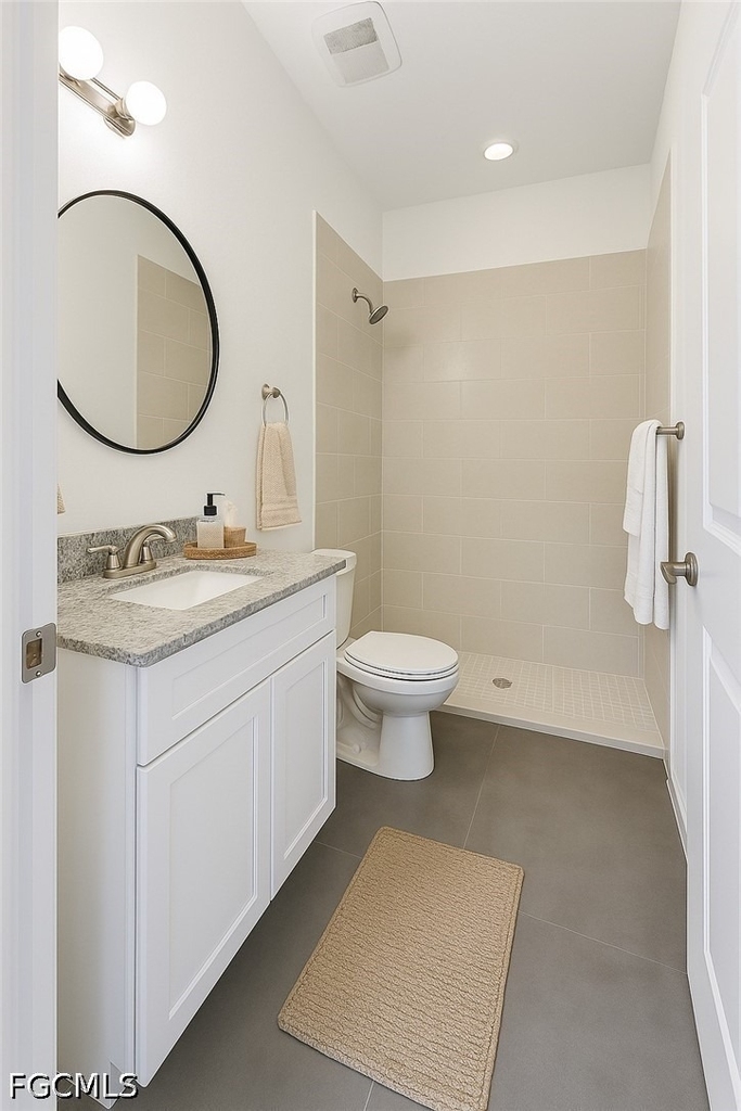 1106 Capri Street E - Photo 3