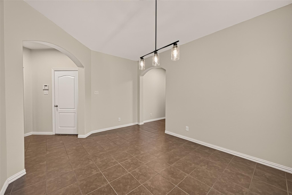 6123 Carver Pines Drive - Photo 7