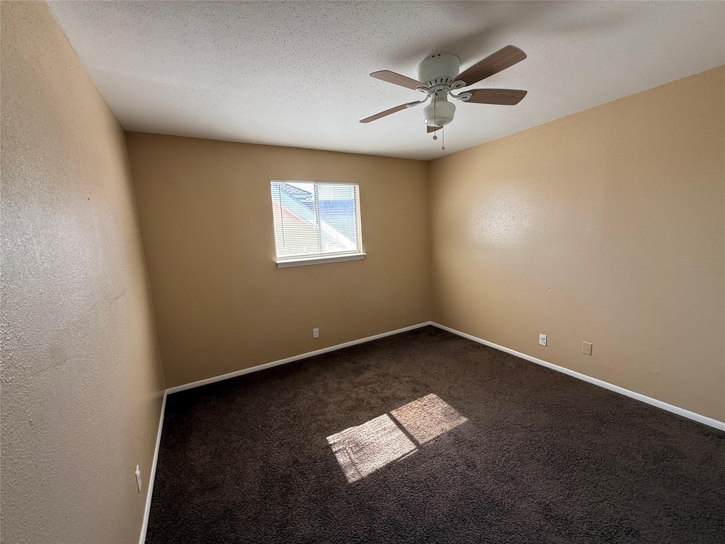2716 Avenue Q - Photo 11