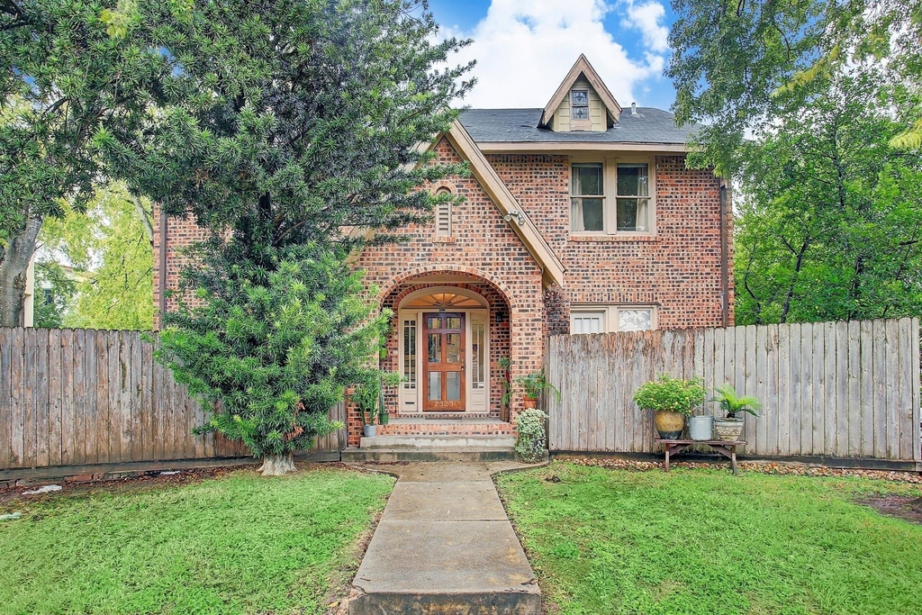 2323 Park Street - Photo 7