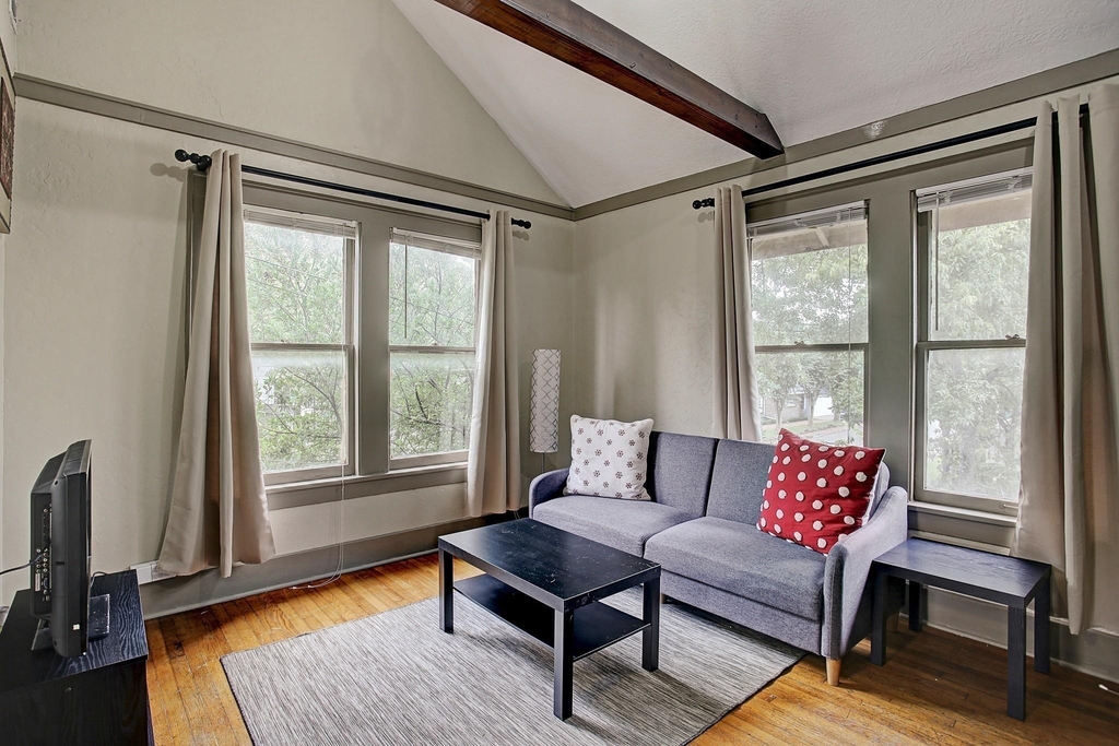 2323 Park Street - Photo 8